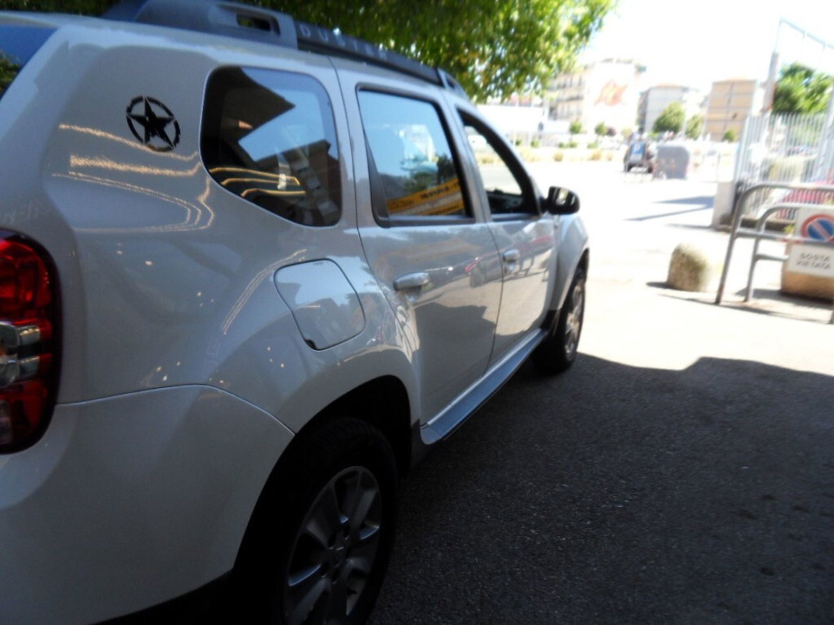 Dacia Duster 1.5 dCi 110CV 4x2 Lauréate (4)