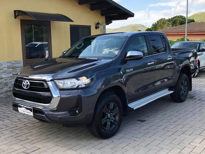 Toyota Hilux 2.D-4D 4WD porte Double Cab Lounge usato