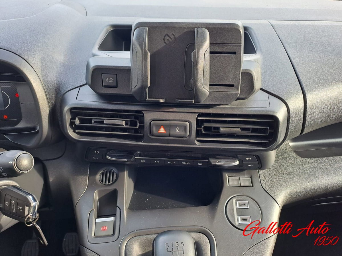 Fiat Doblò combi N1 1.5 diesel 130cv (12)