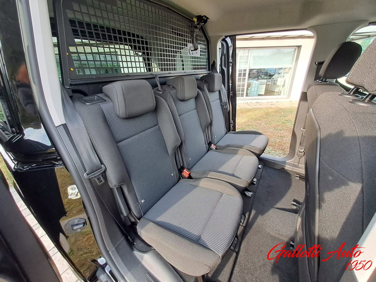 Fiat Doblò combi N1 1.5 diesel 130cv (14)