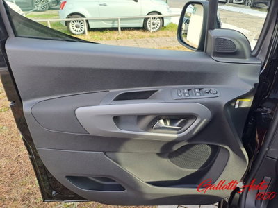 Fiat Doblò combi N1 1.5 bluehdi 130cv (16)