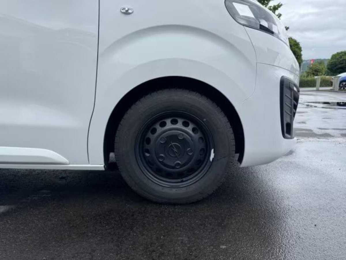 Opel Vivaro 1.5 Diesel 120CV S&S PL-SL-TN L (6)