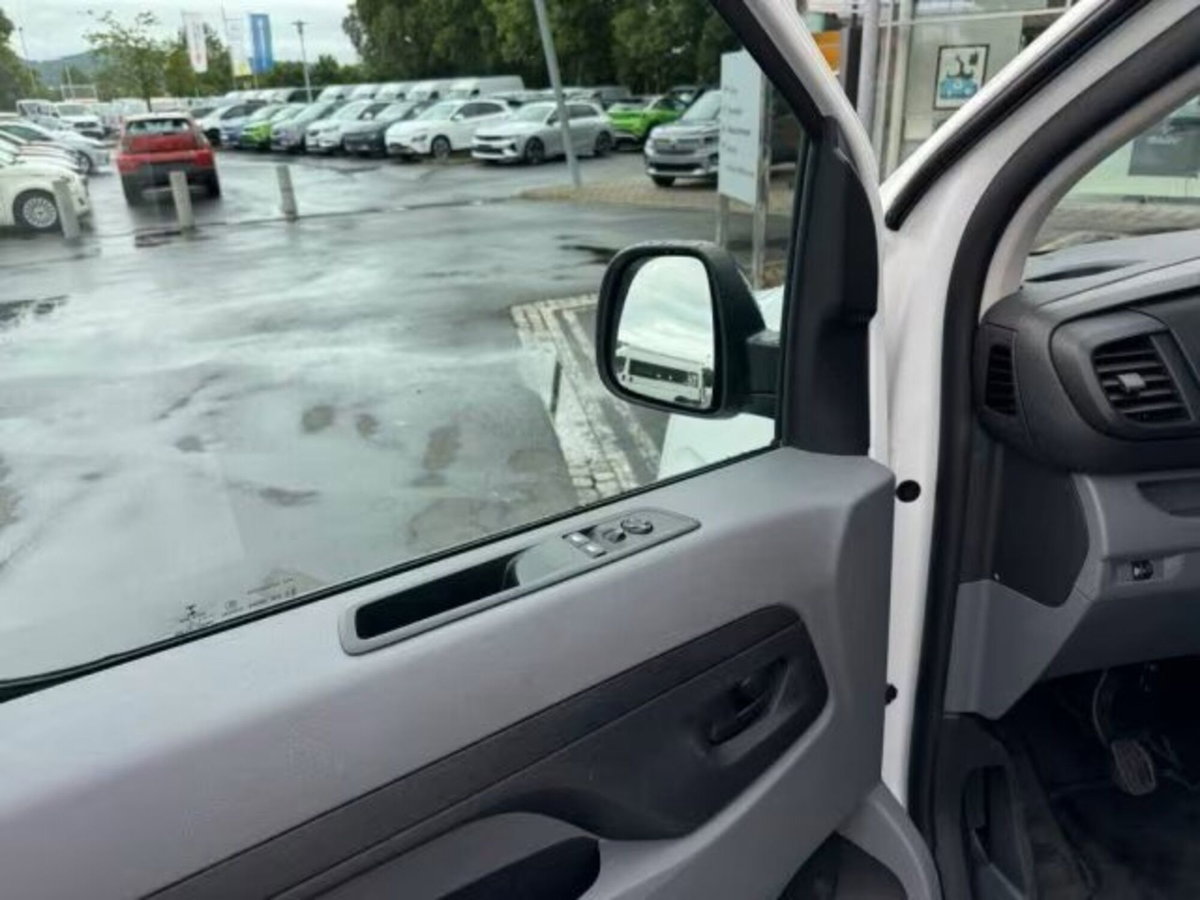 Opel Vivaro 1.5 Diesel 120CV S&S PL-SL-TN L (8)