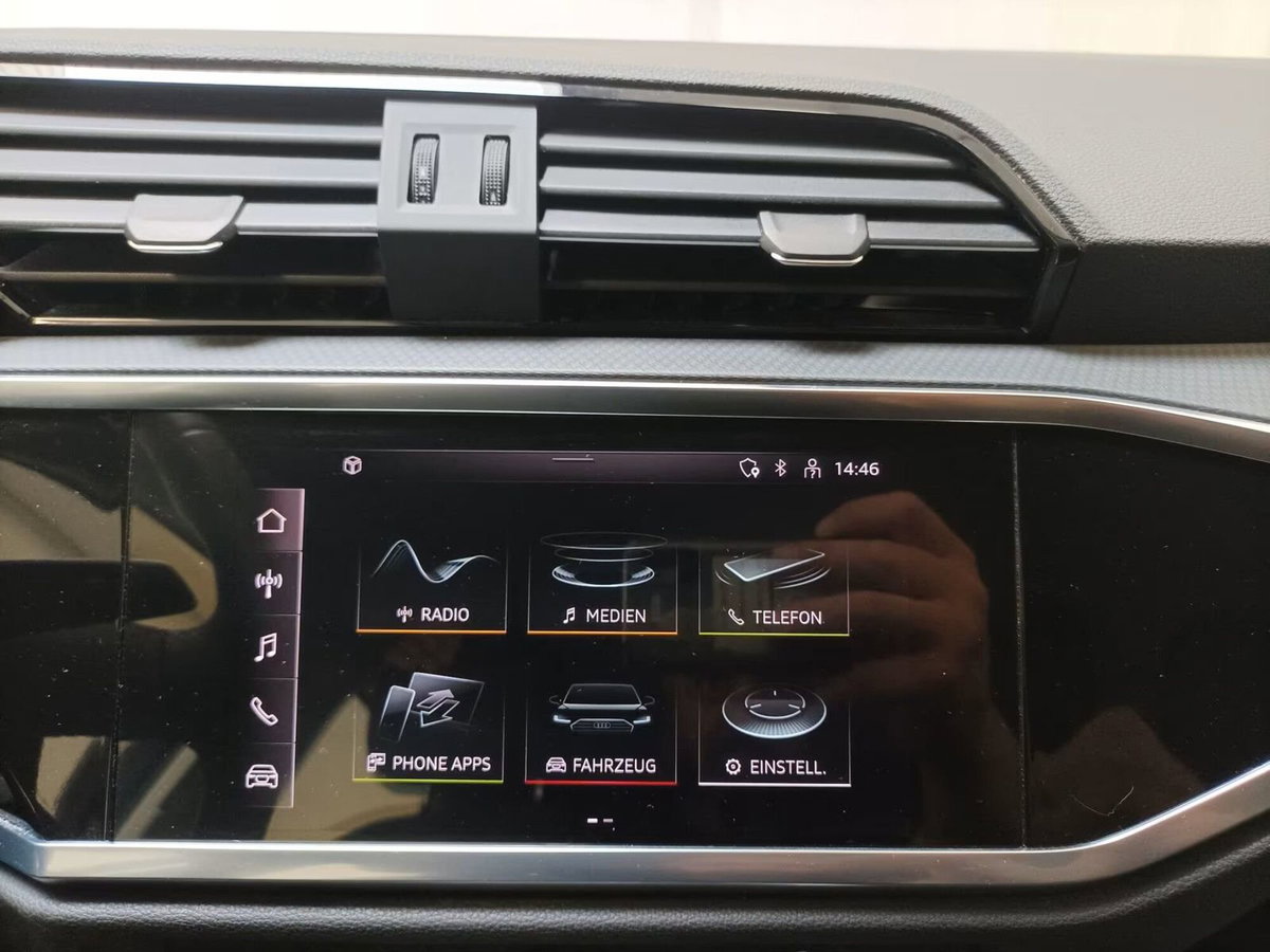 Audi Q3 35 TFSI S line edition (10)