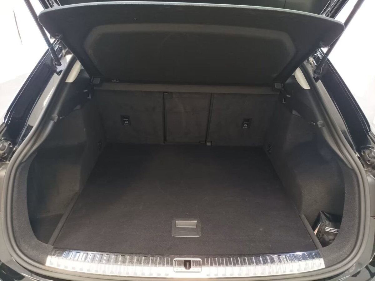 Audi Q3 35 TFSI S line edition (6)