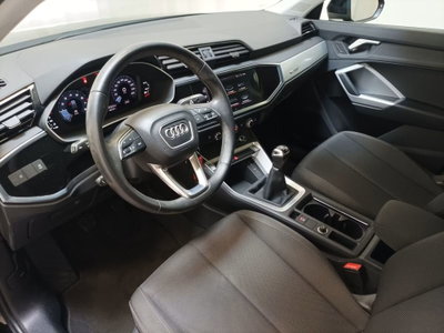 Audi Q3 35 TFSI S line edition (8)