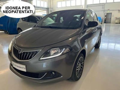 Lancia Ypsilon 1.0 FireFly 5 porte S&S Hybrid Ecochic A. Ferretti usata