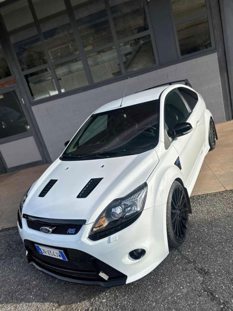 Ford Focus 2.5T (305CV) 3p. RS