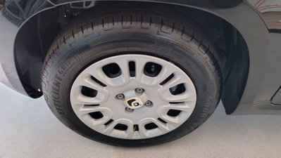 Fiat Panda 1.0 FireFly S&S Hybrid City Cross (12)