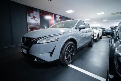 Nissan Qashqai 1.3 mhev Tekna 2wd 140cv usata
