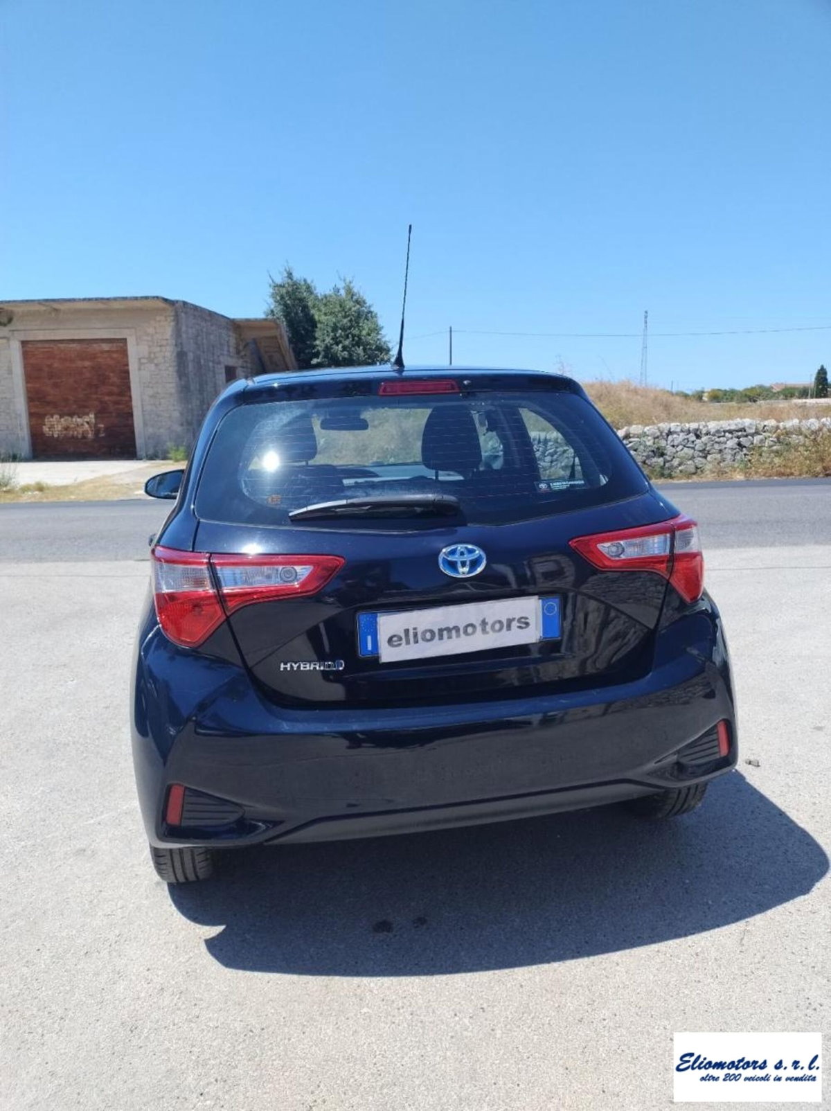Toyota Yaris 1.5 Hybrid 5 porte Cool (3)