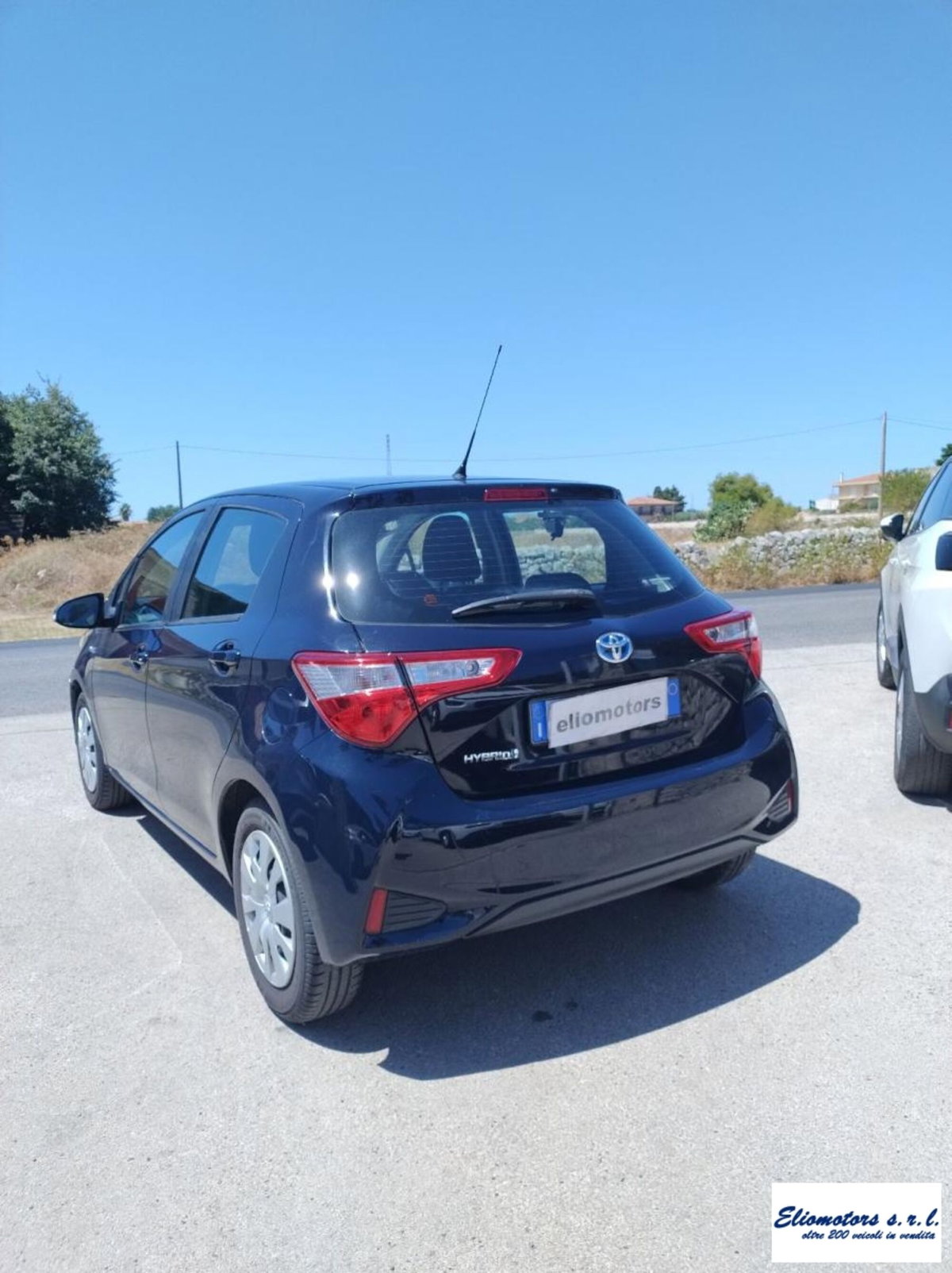 Toyota Yaris 1.5 Hybrid 5 porte Cool (4)