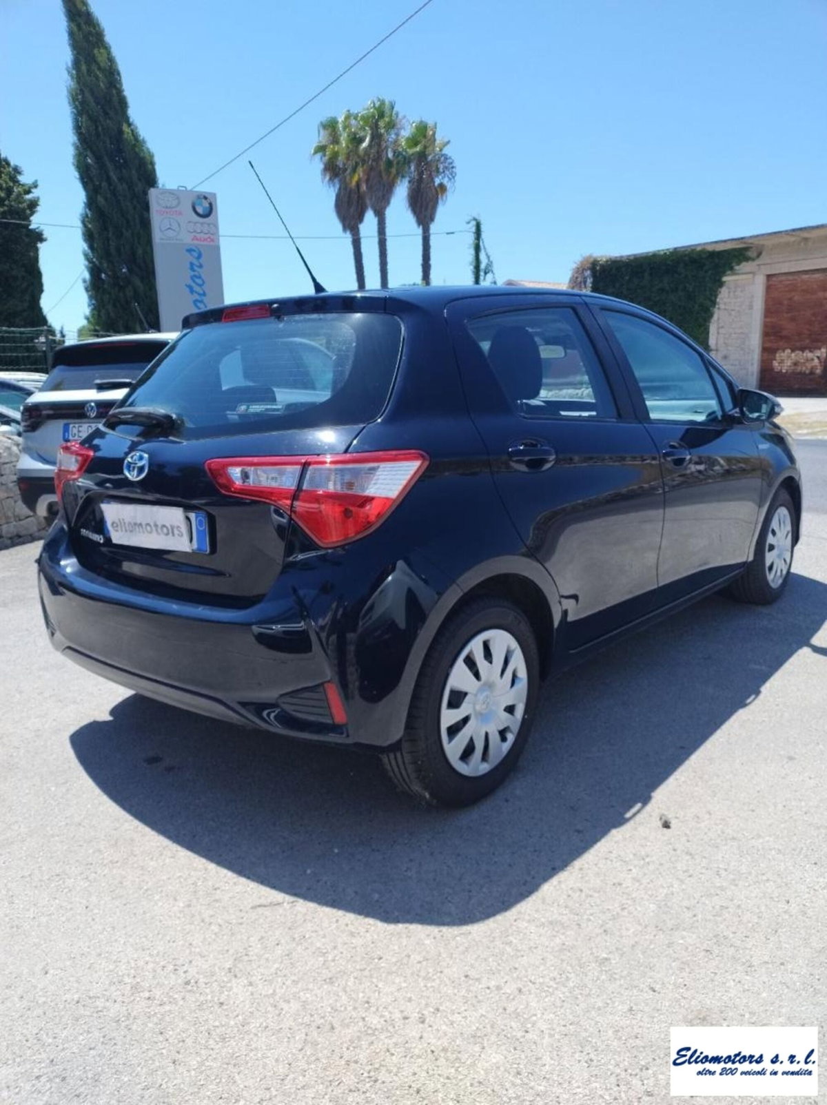 Toyota Yaris 1.5 Hybrid 5 porte Cool (9)