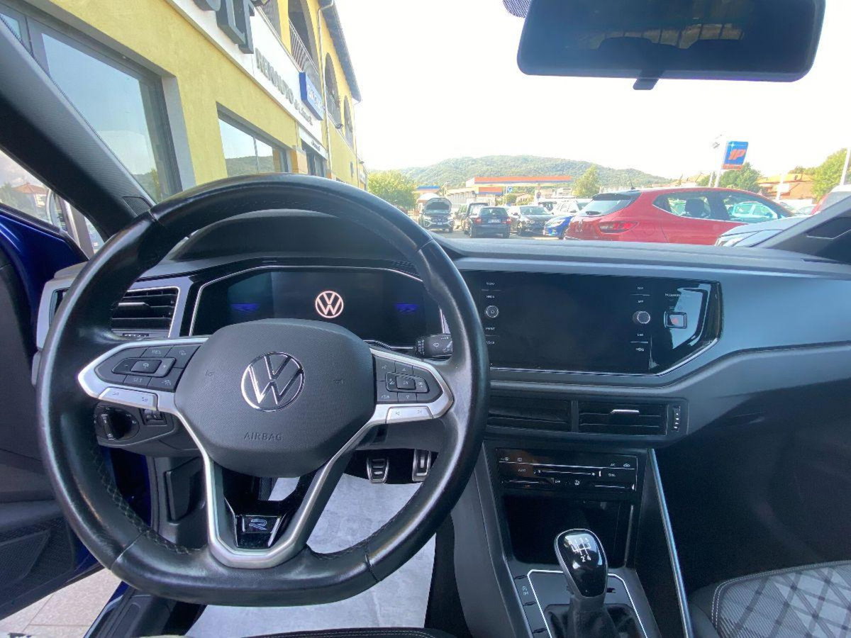 Volkswagen Polo 1.0 tsi R-Line 95cv (9)