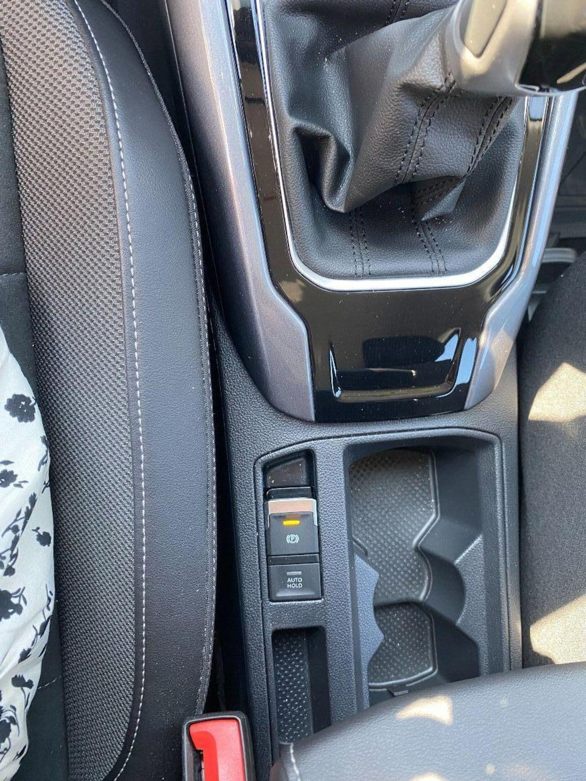 Volkswagen T-Roc 1.0 TSI Style (9)