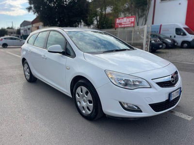 Opel Astra Station Wagon 1.4 100CV Sports Cosmo usata