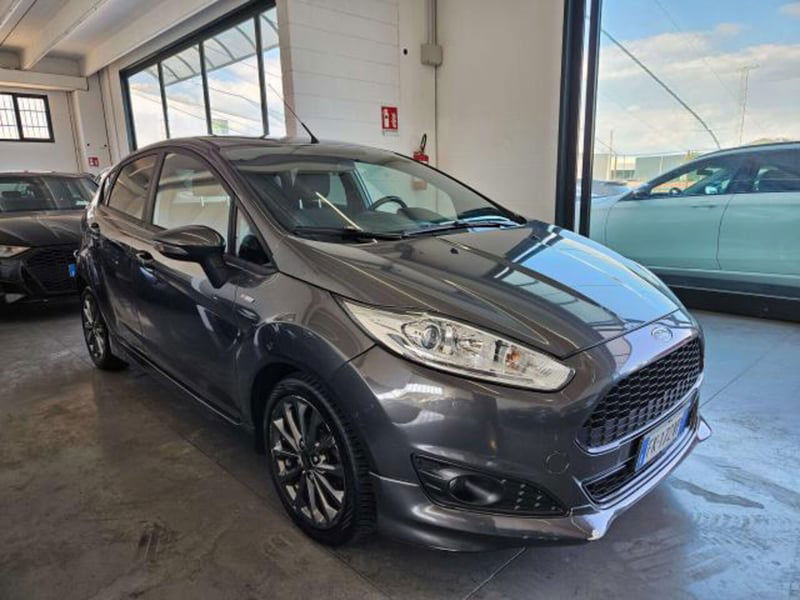 Ford Fiesta 1.5 TDCi 75CV 5 porte ST-Line