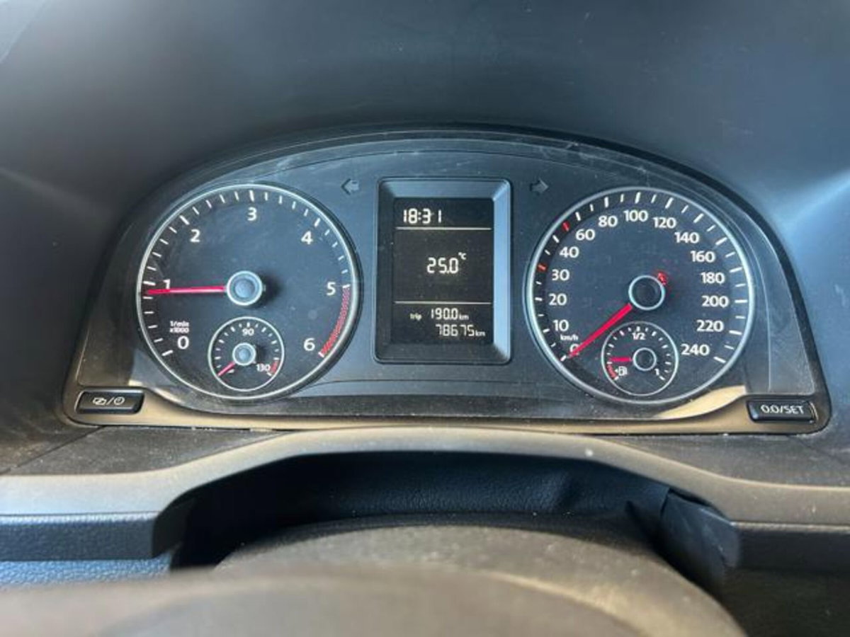 Volkswagen Caddy 2.0 TDI 102 CV Comfortline (6)