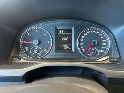 Volkswagen Caddy 2.0 TDI 102 CV Comfortline (6)