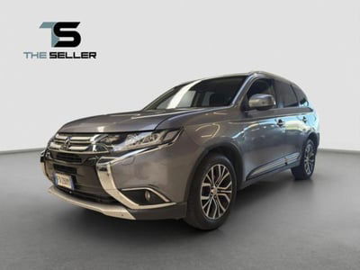 Mitsubishi Outlander 2.2 DI-D 4WD Instyle Plus SDA 7 posti usata