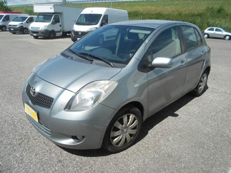 Toyota Yaris 1.3 5 porte Sol
