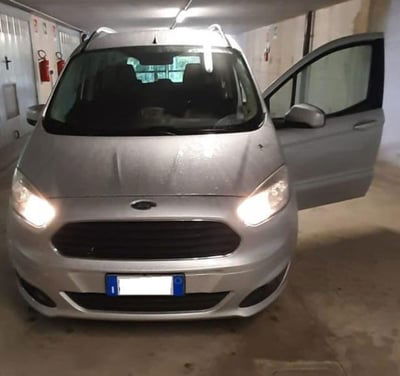 Ford Tourneo Courier 1.5 TDCI 75 CV Titanium usata