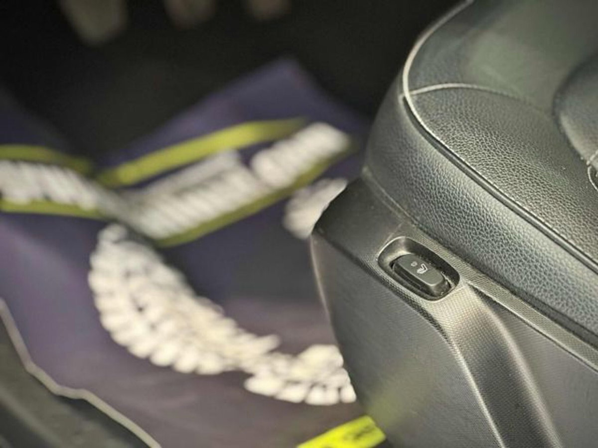smart Fortwo 90 0.9 Turbo twinamic JBL (16)