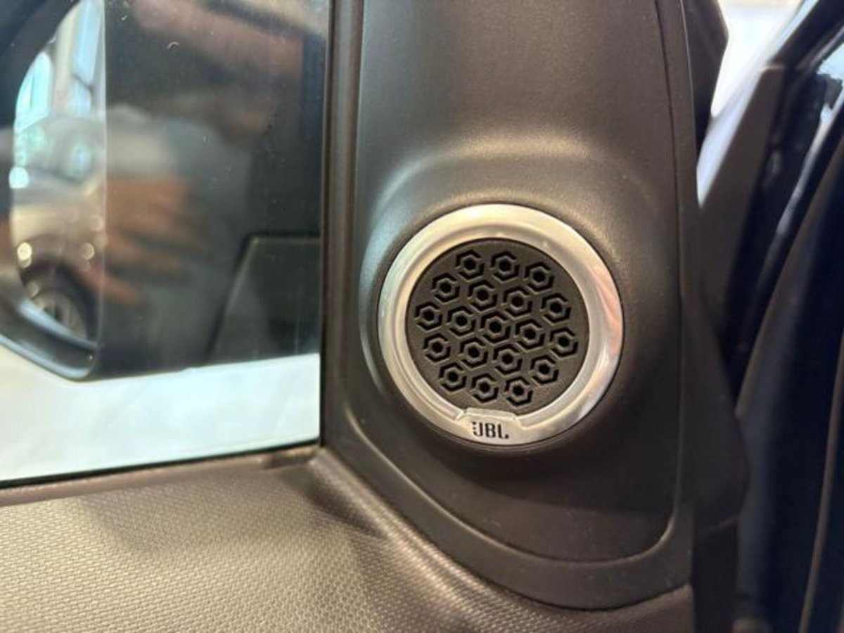 smart Fortwo 90 0.9 Turbo twinamic JBL (17)