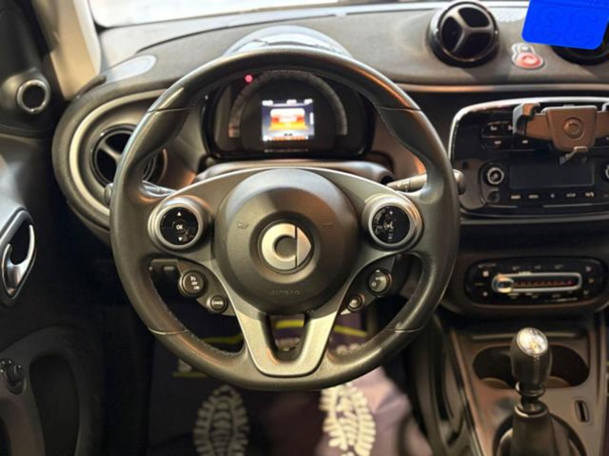 smart Fortwo 90 0.9 Turbo twinamic JBL (19)