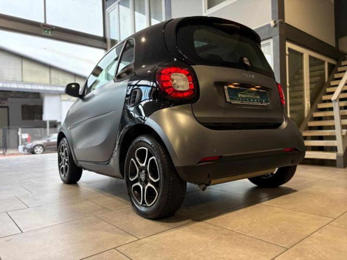 smart Fortwo 90 0.9 Turbo twinamic JBL (8)