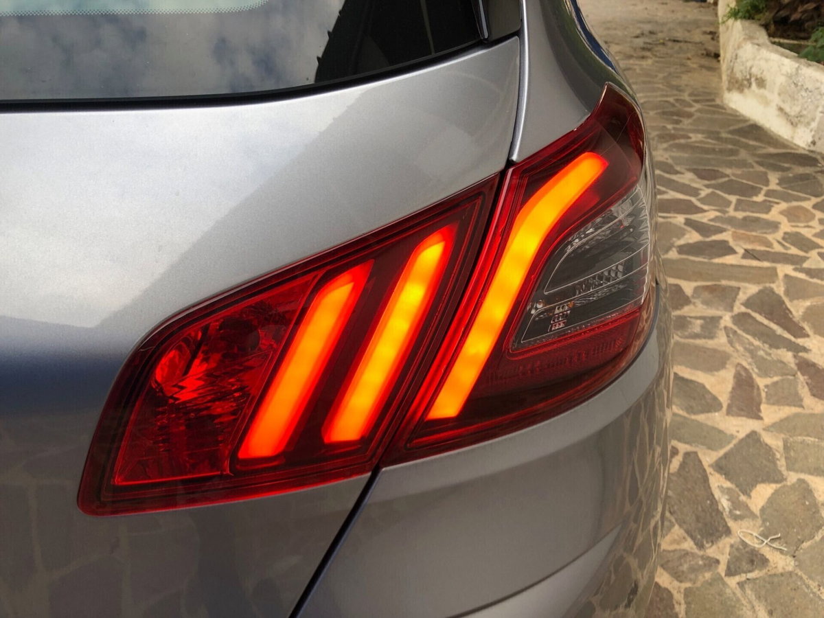 Peugeot 308 BlueHDi 130 S&S Active Business (16)