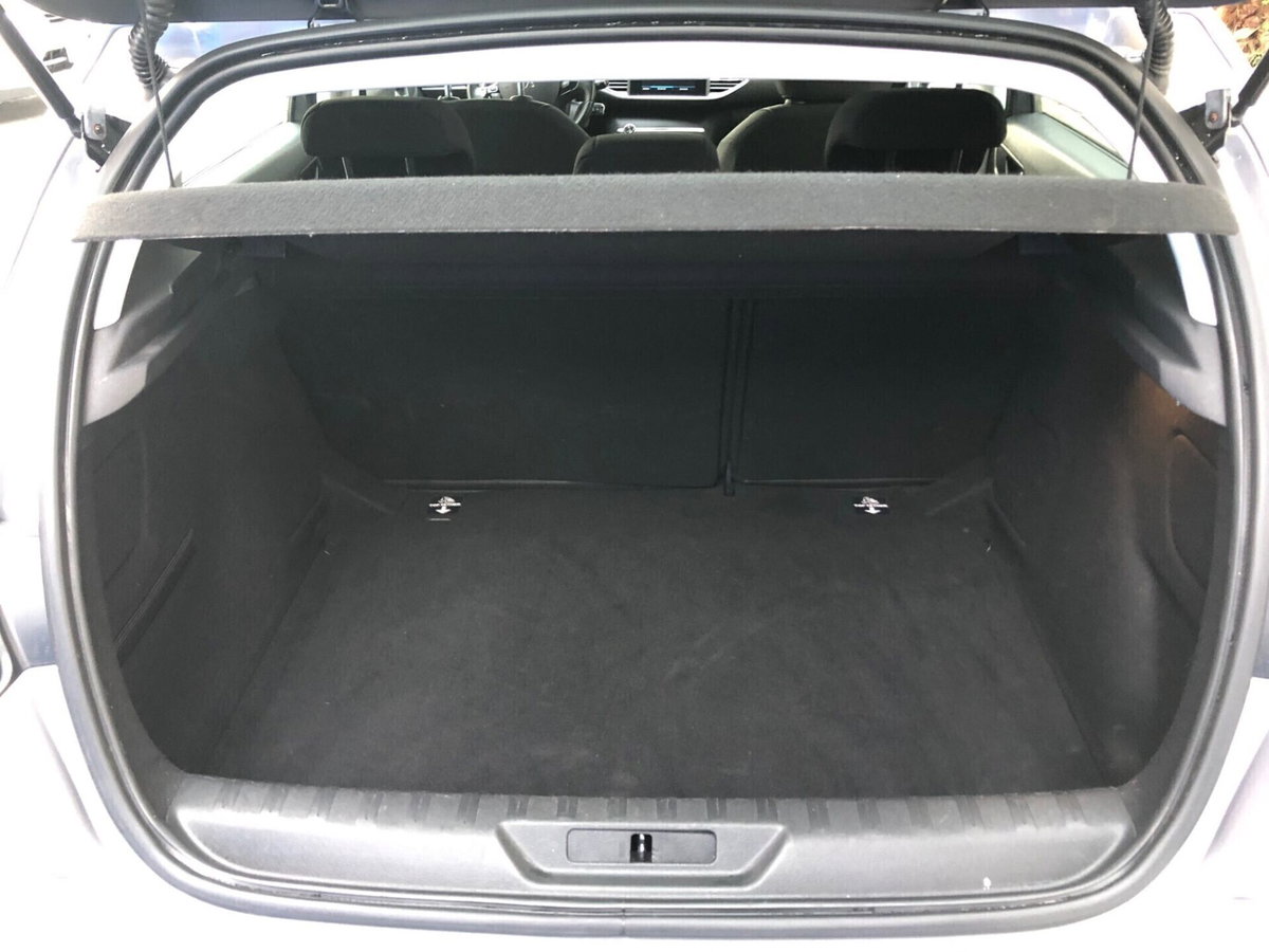 Peugeot 308 BlueHDi 130 S&S Active Business (20)