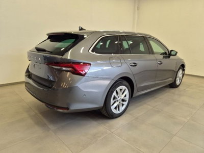 Skoda Octavia Station Wagon 2.0 TDI EVO SCR DSG Wagon Executive (5)