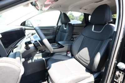 Hyundai Tucson 1.6 hev Xtech 2wd 239cv auto (11)