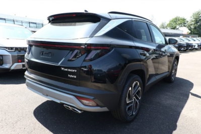 Hyundai Tucson 1.6 hev Xtech 2wd 239cv auto (6)