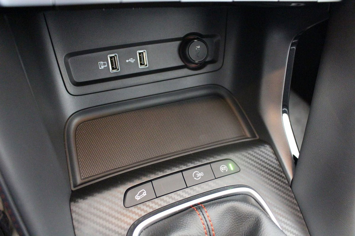 Mg ZS 1.5 Classic Luxury (15)