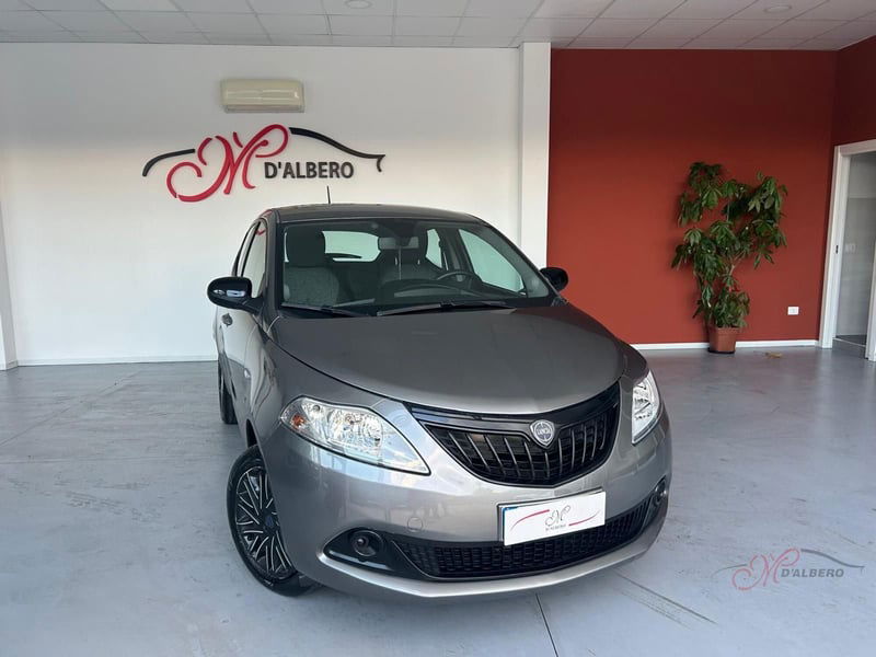 Lancia Ypsilon 1.0 FireFly 5 porte S&S Hybrid Alberta Ferretti