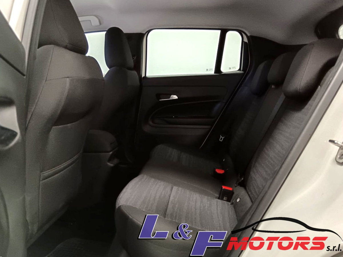 Jeep Avenger 1.2 turbo Summit fwd 100cv (14)