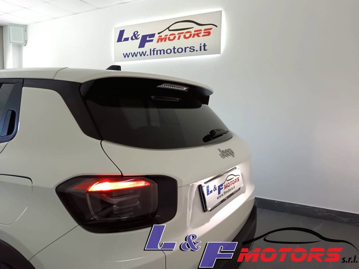 Jeep Avenger 1.2 turbo Summit fwd 100cv (18)