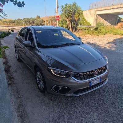 Fiat Tipo Tipo 1.6 Mjt 4 porte Easy usata