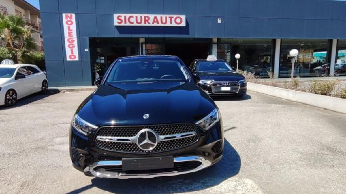 Mercedes-Benz GLC 220 d 4Matic Mild Hybrid AMG Premium Plus (2)