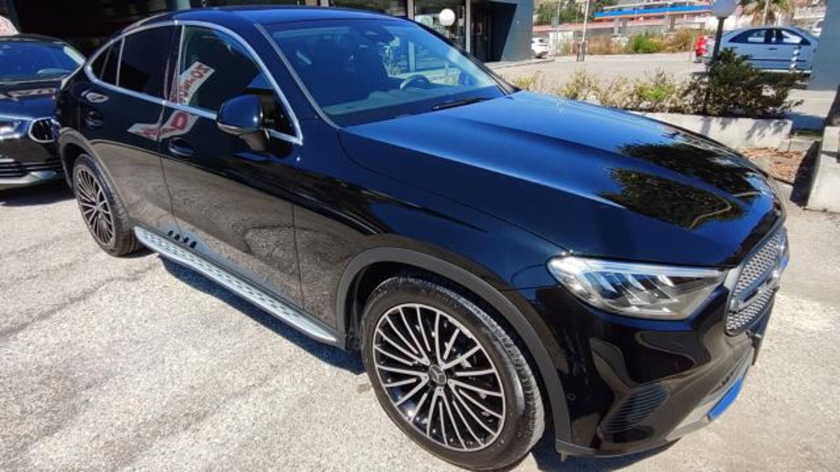 Mercedes-Benz GLC 220 d 4Matic Mild Hybrid AMG Premium Plus (4)