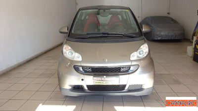 smart Fortwo 1000 52 kW coupé limited one usata