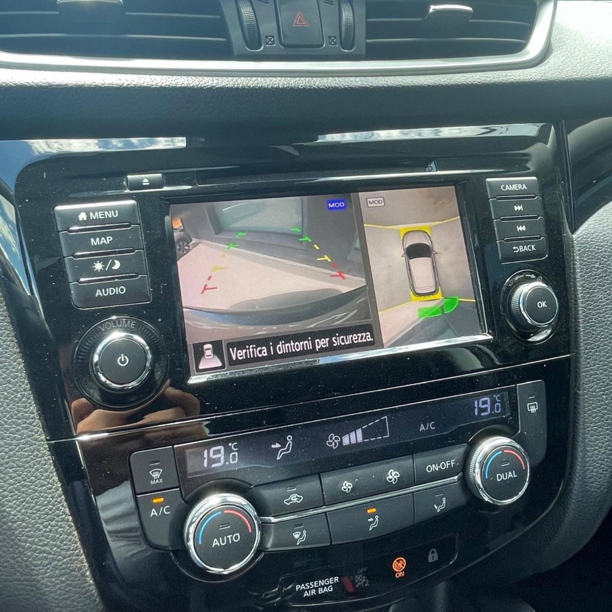 Nissan Qashqai 1.3 DIG-T 140 CV N-Connecta (10)