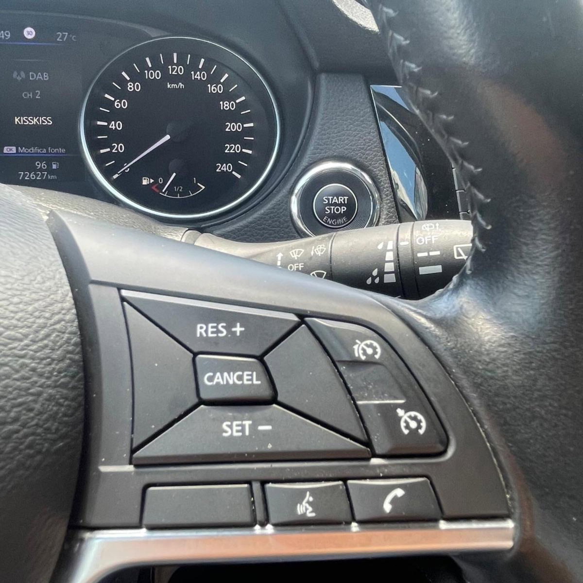 Nissan Qashqai 1.3 DIG-T 140 CV N-Connecta (11)
