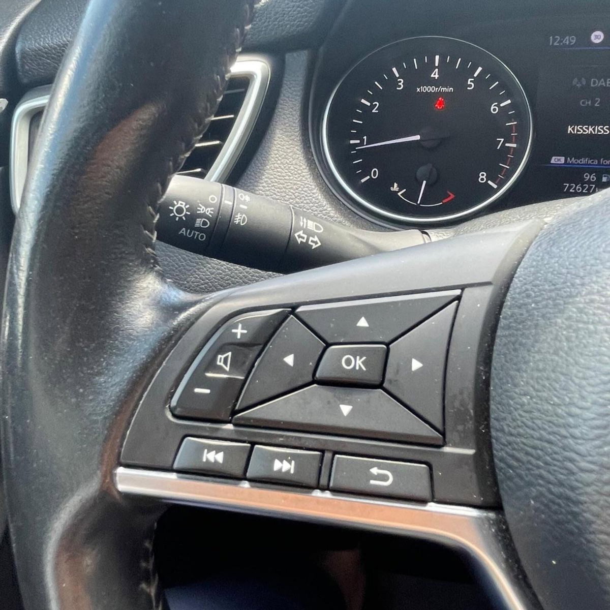 Nissan Qashqai 1.3 DIG-T 140 CV N-Connecta (14)