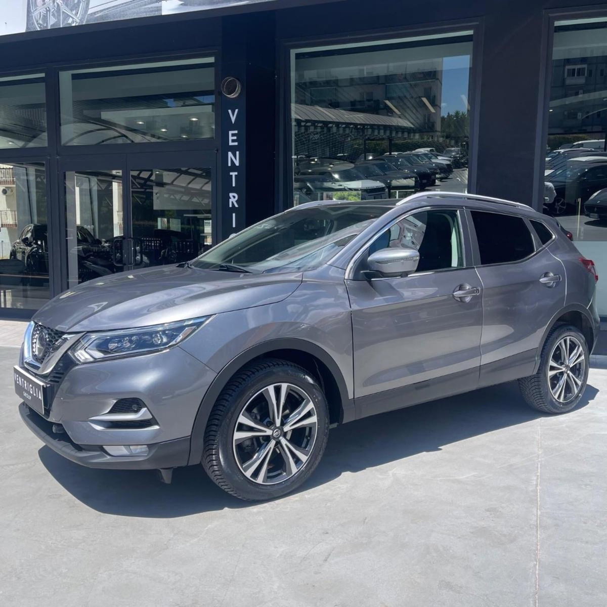 Nissan Qashqai 1.3 DIG-T 140 CV N-Connecta (2)