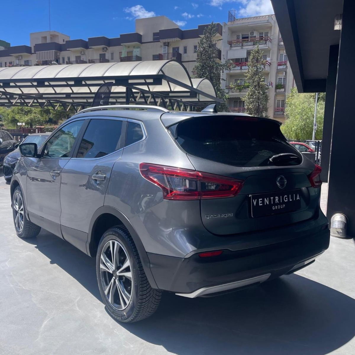 Nissan Qashqai 1.3 DIG-T 140 CV N-Connecta (3)