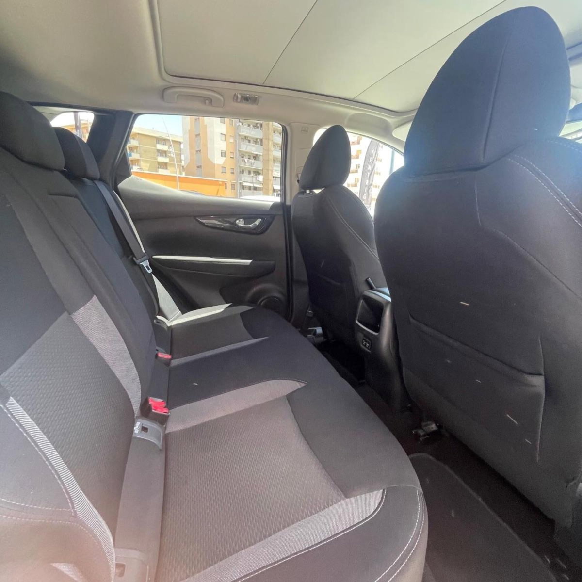 Nissan Qashqai 1.3 DIG-T 140 CV N-Connecta (7)
