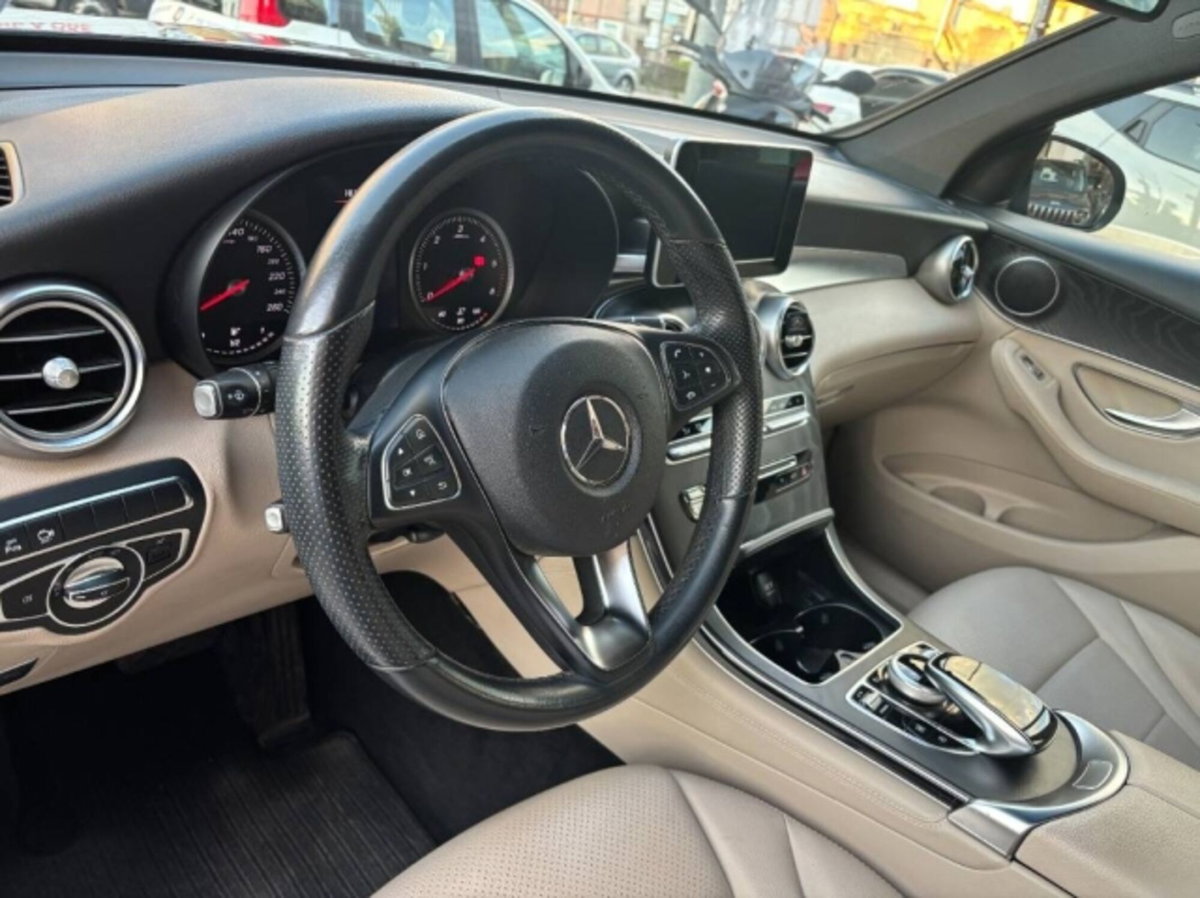 Mercedes-Benz GLC Coupé 250 d 4Matic Coupé Sport (15)